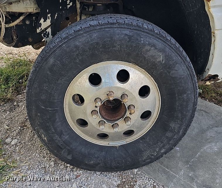 image for item DQ1099 2001 Dodge Ram 3500  Quad Cab pickup truck