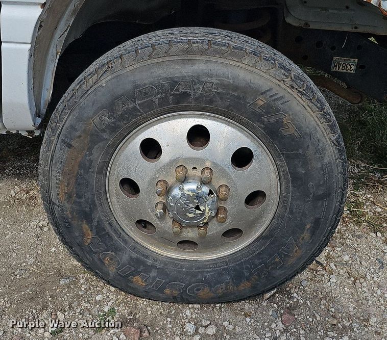 image for item DQ1099 2001 Dodge Ram 3500  Quad Cab pickup truck