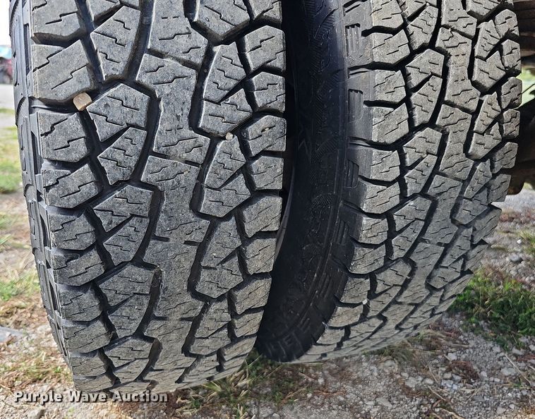 image for item DQ1099 2001 Dodge Ram 3500  Quad Cab pickup truck