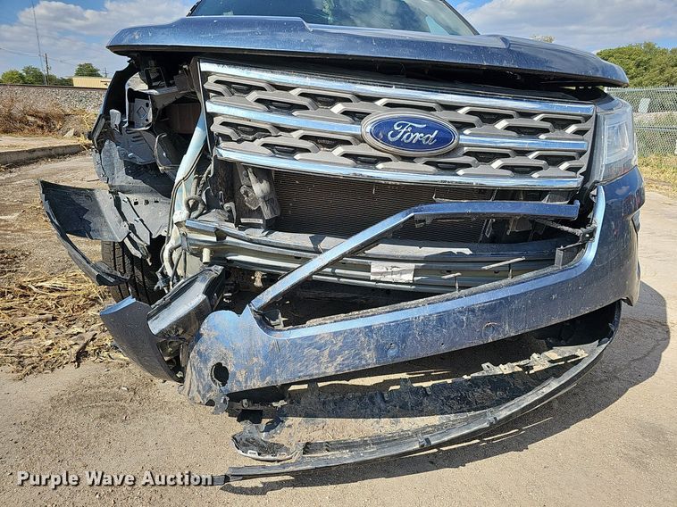 image for item DQ1100 2018 Ford Explorer XLT  SUV