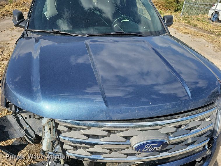 image for item DQ1100 2018 Ford Explorer XLT  SUV