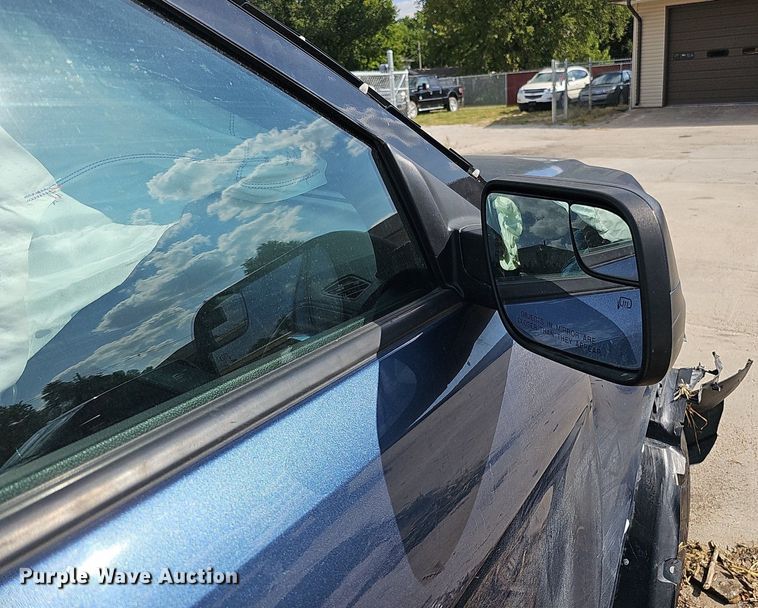 image for item DQ1100 2018 Ford Explorer XLT  SUV