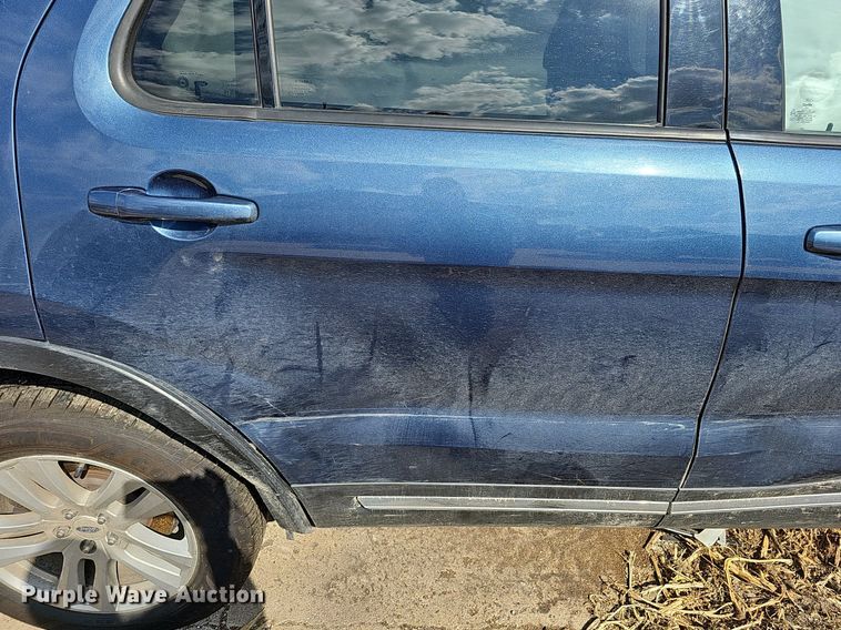 image for item DQ1100 2018 Ford Explorer XLT  SUV