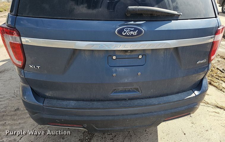 image for item DQ1100 2018 Ford Explorer XLT  SUV