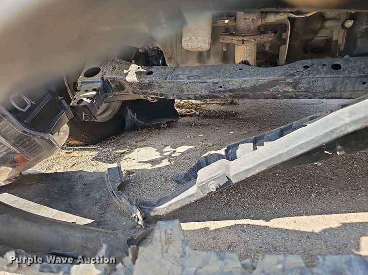 image for item DQ1100 2018 Ford Explorer XLT  SUV