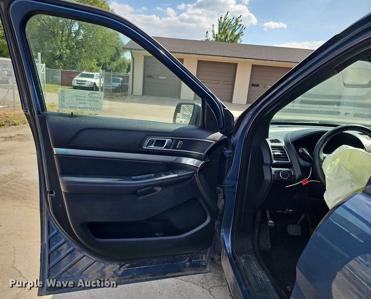 image for item DQ1100 2018 Ford Explorer XLT  SUV