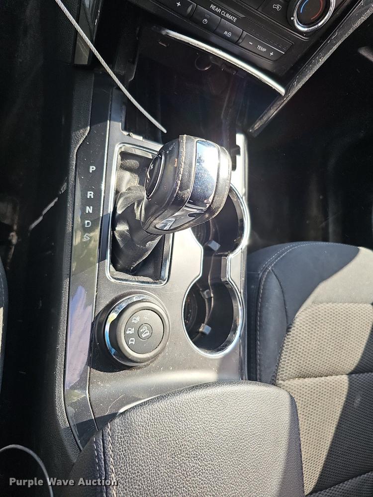 image for item DQ1100 2018 Ford Explorer XLT  SUV