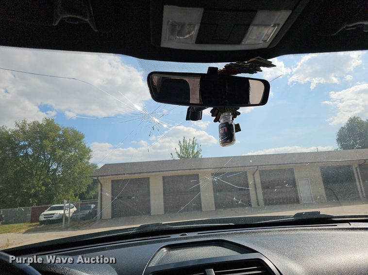 image for item DQ1100 2018 Ford Explorer XLT  SUV