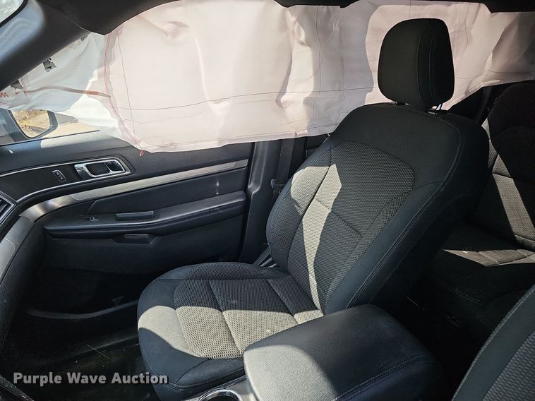 image for item DQ1100 2018 Ford Explorer XLT  SUV