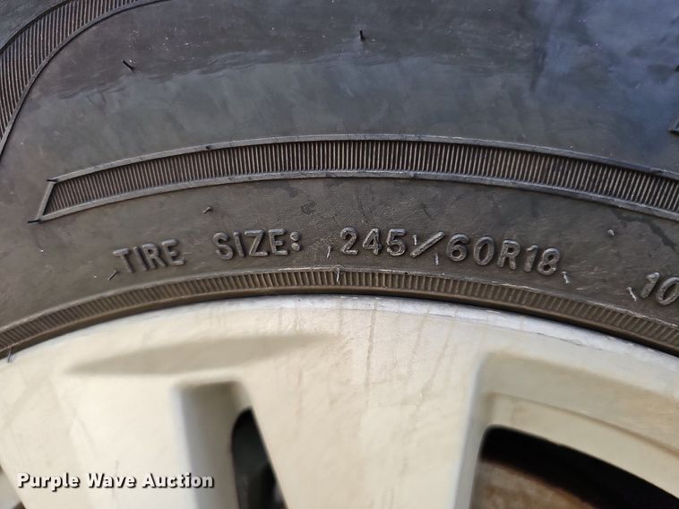 image for item DQ1100 2018 Ford Explorer XLT  SUV