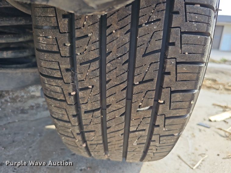 image for item DQ1100 2018 Ford Explorer XLT  SUV