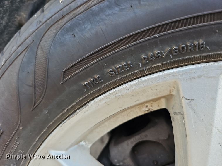 image for item DQ1100 2018 Ford Explorer XLT  SUV