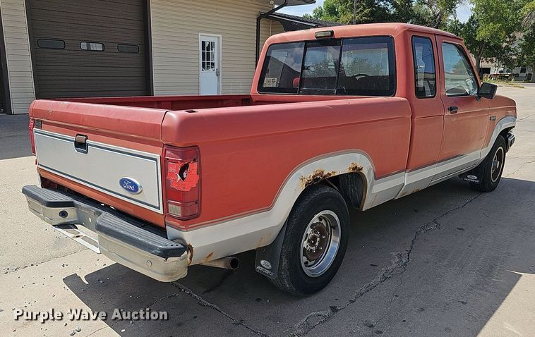 image for item DQ1101 1990 Ford Ranger XLT  SuperCab pickup truck