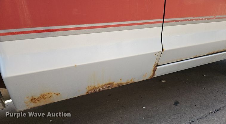 image for item DQ1101 1990 Ford Ranger XLT  SuperCab pickup truck