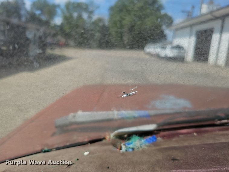 image for item DQ1101 1990 Ford Ranger XLT  SuperCab pickup truck