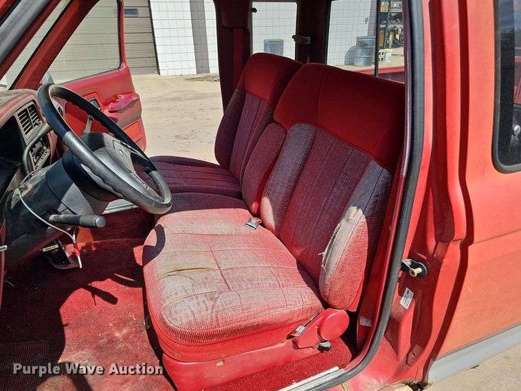 image for item DQ1101 1990 Ford Ranger XLT  SuperCab pickup truck