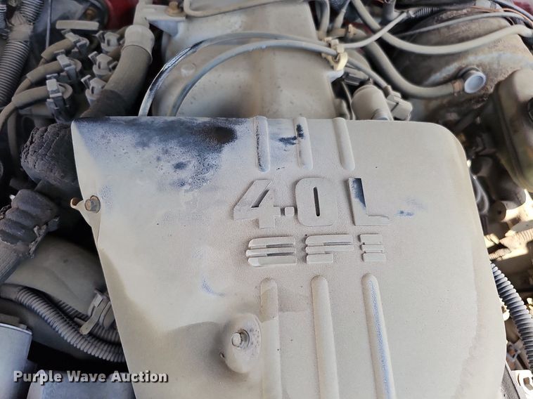 image for item DQ1101 1990 Ford Ranger XLT  SuperCab pickup truck