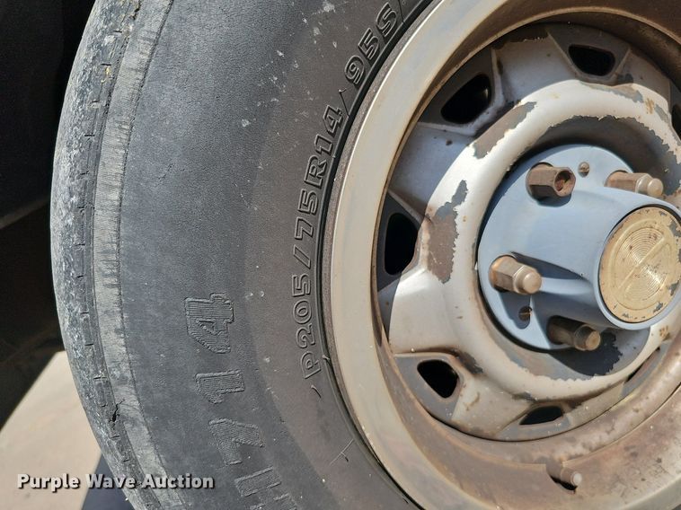 image for item DQ1101 1990 Ford Ranger XLT  SuperCab pickup truck