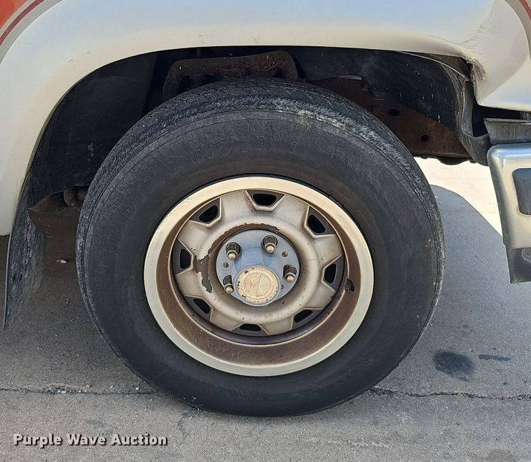 image for item DQ1101 1990 Ford Ranger XLT  SuperCab pickup truck