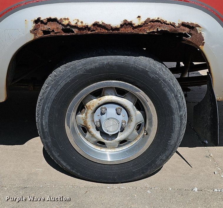 image for item DQ1101 1990 Ford Ranger XLT  SuperCab pickup truck