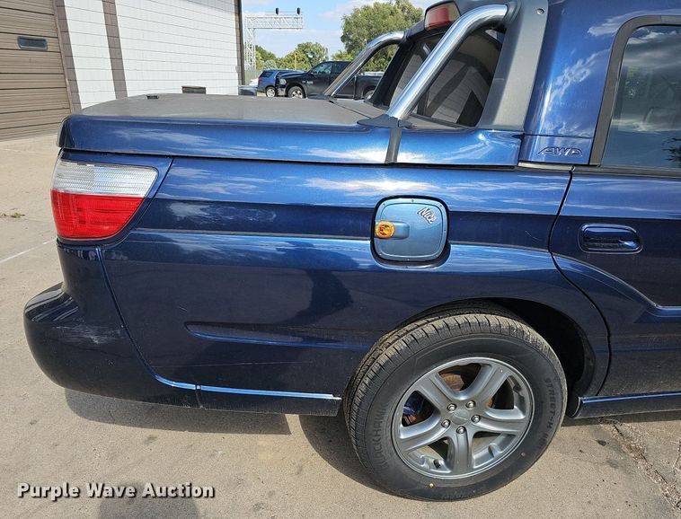 image for item DQ1102 2005 Subaru Baja  SUV