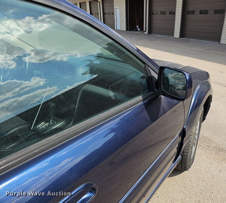 image for item DQ1102 2005 Subaru Baja  SUV