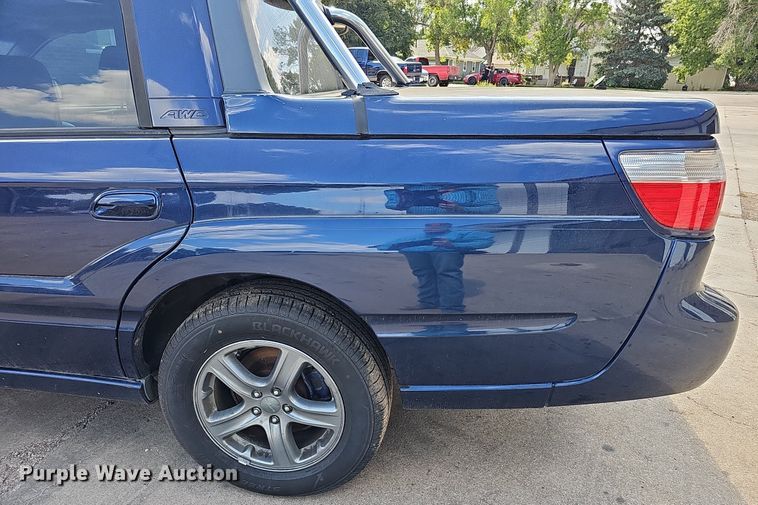 image for item DQ1102 2005 Subaru Baja  SUV