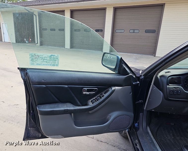 image for item DQ1102 2005 Subaru Baja  SUV