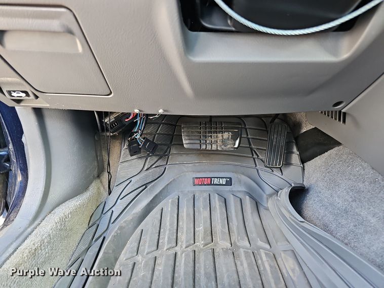 image for item DQ1102 2005 Subaru Baja  SUV