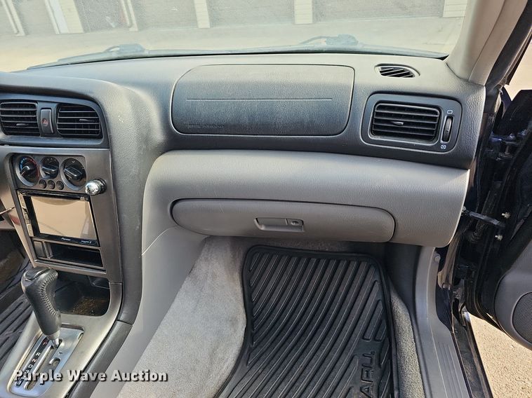 image for item DQ1102 2005 Subaru Baja  SUV