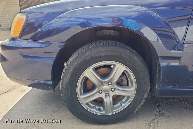 image for item DQ1102 2005 Subaru Baja  SUV