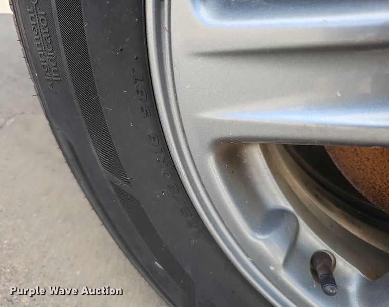 image for item DQ1102 2005 Subaru Baja  SUV