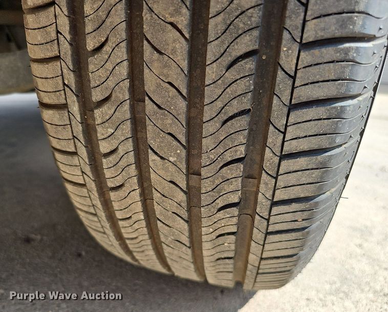 image for item DQ1102 2005 Subaru Baja  SUV