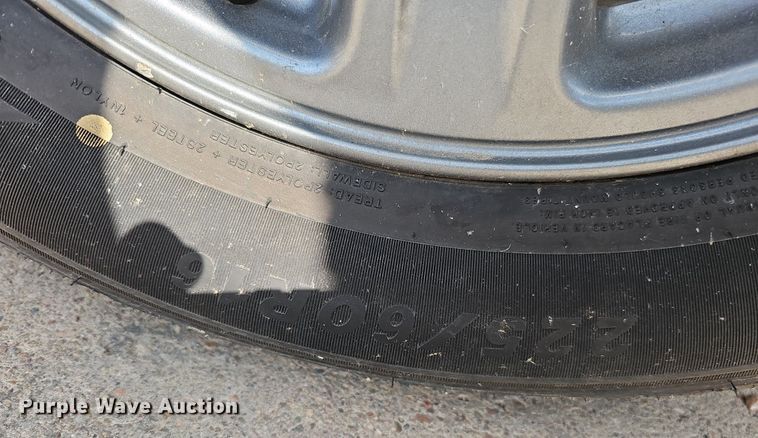 image for item DQ1102 2005 Subaru Baja  SUV