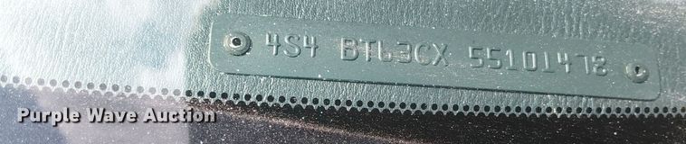 image for item DQ1102 2005 Subaru Baja  SUV