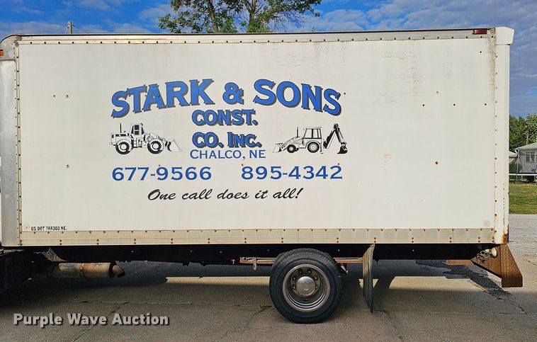 image for item DQ1104 1993 Chevrolet Kodiak  box truck