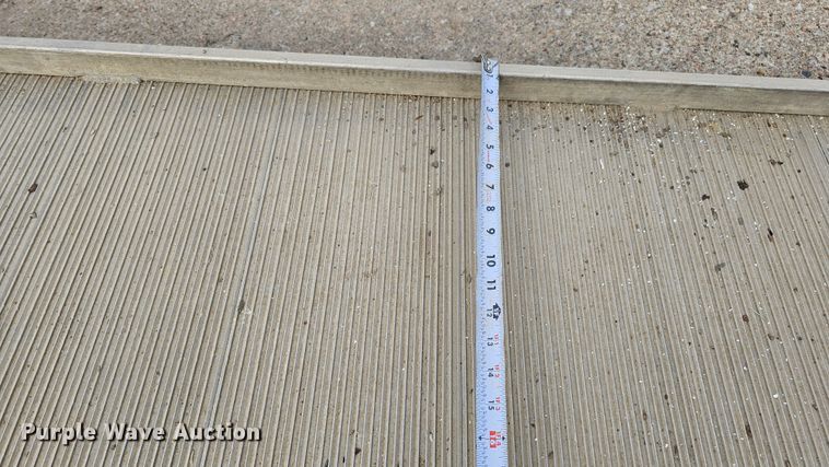 image for item DQ1104 1993 Chevrolet Kodiak  box truck