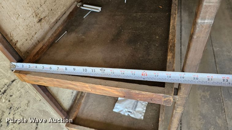 image for item DQ1104 1993 Chevrolet Kodiak  box truck