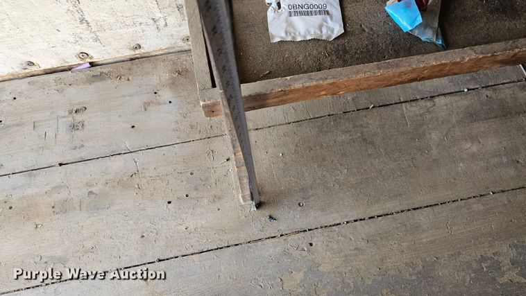 image for item DQ1104 1993 Chevrolet Kodiak  box truck