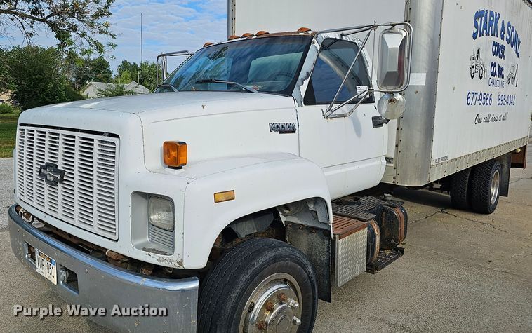image for item DQ1104 1993 Chevrolet Kodiak  box truck