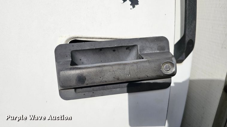 image for item DQ1104 1993 Chevrolet Kodiak  box truck