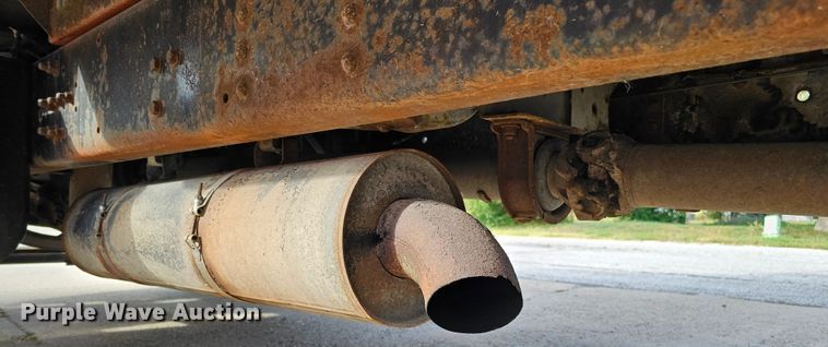 image for item DQ1104 1993 Chevrolet Kodiak  box truck