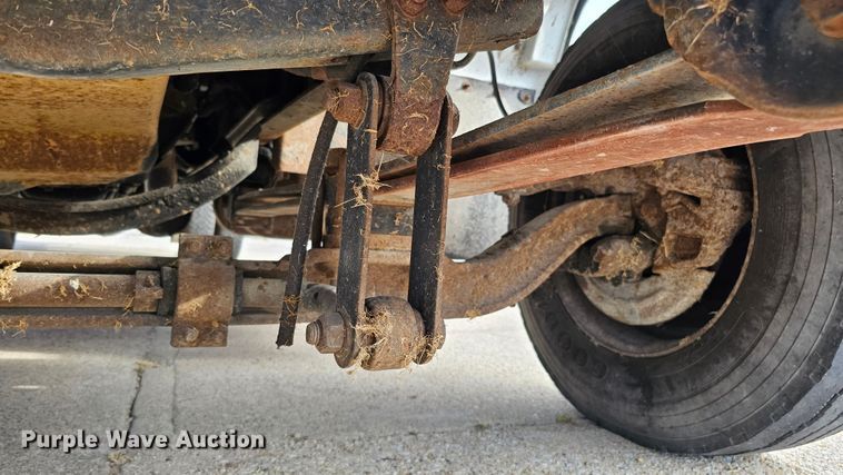 image for item DQ1104 1993 Chevrolet Kodiak  box truck