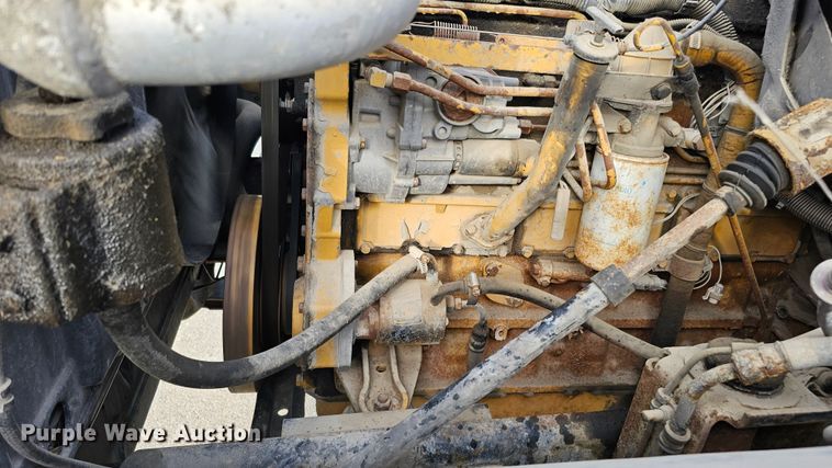 image for item DQ1104 1993 Chevrolet Kodiak  box truck