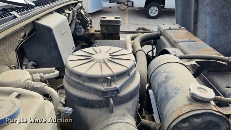 image for item DQ1104 1993 Chevrolet Kodiak  box truck