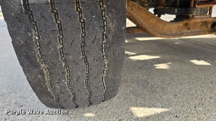 image for item DQ1104 1993 Chevrolet Kodiak  box truck