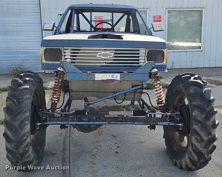 image for item DQ1106 Shop built truck