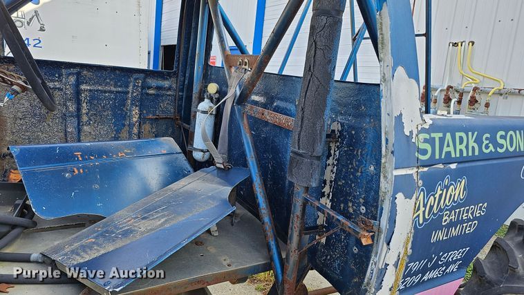 image for item DQ1106 Shop built truck