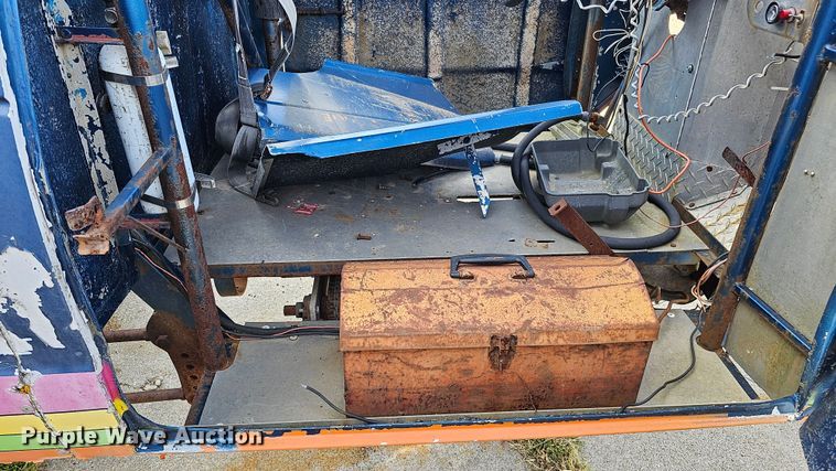 image for item DQ1106 Shop built truck