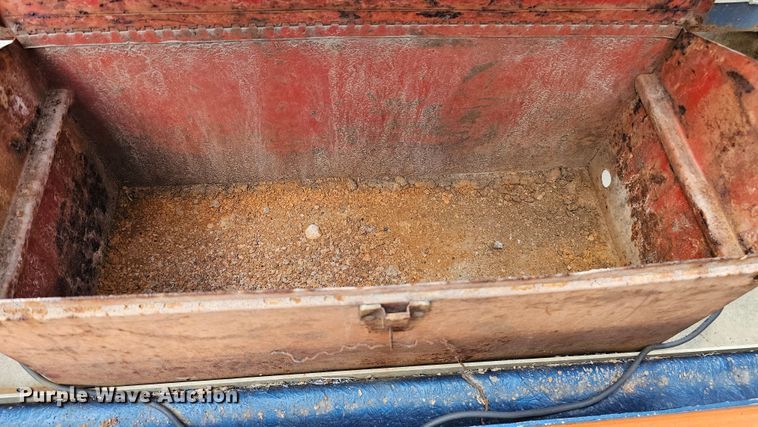 image for item DQ1106 Shop built truck